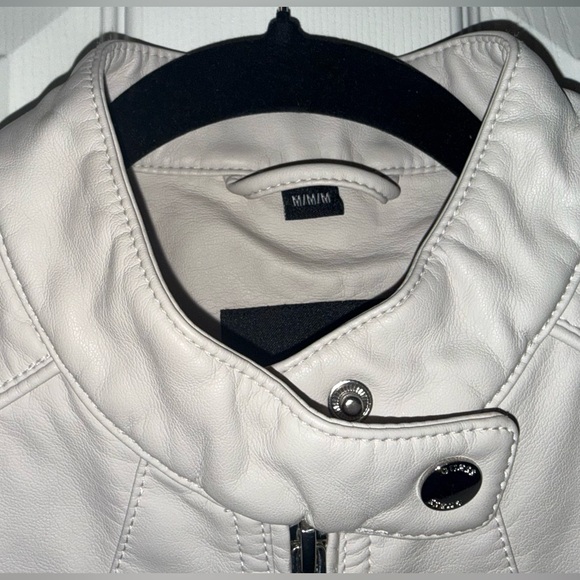 Guess Women's Light Beige Leather Jacket - Picture 2 of 5